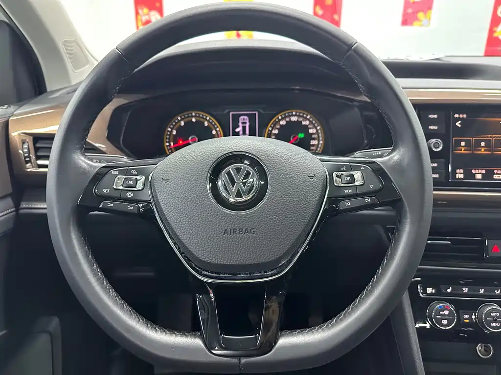 Volkswagen Tharu 2019 — фото 12