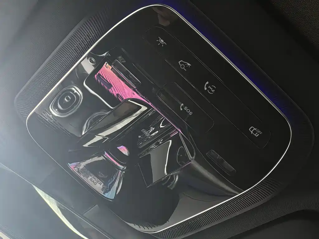 Mercedes-Benz C-Class 2023 — фото 25