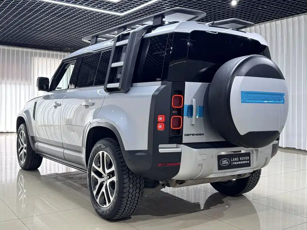 Land Rover Defender 2020 — фото 4