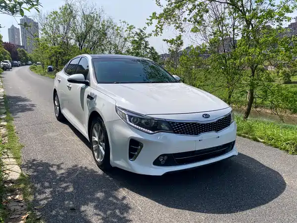 Kia K5 2016
