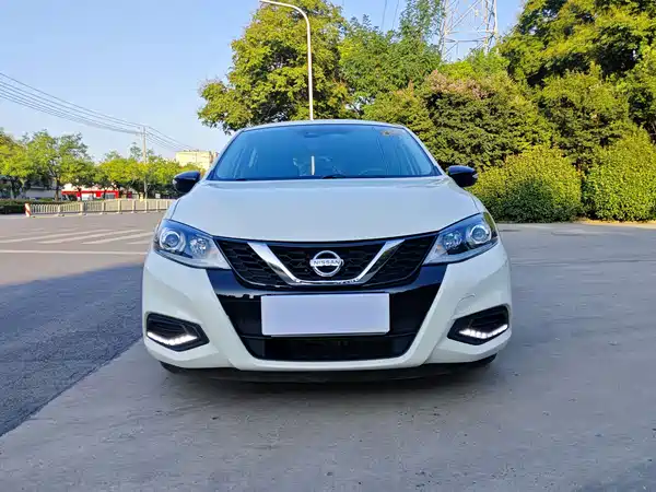 Nissan Tiida 2022