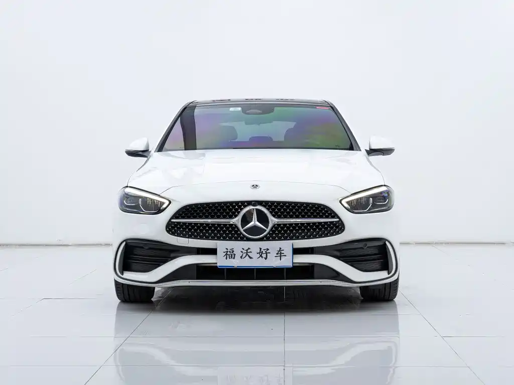 Mercedes-Benz C-Class 2023 — фото 3