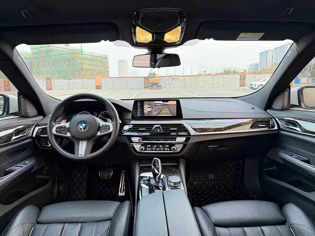 BMW 6 Series GT 2019 — фото 7