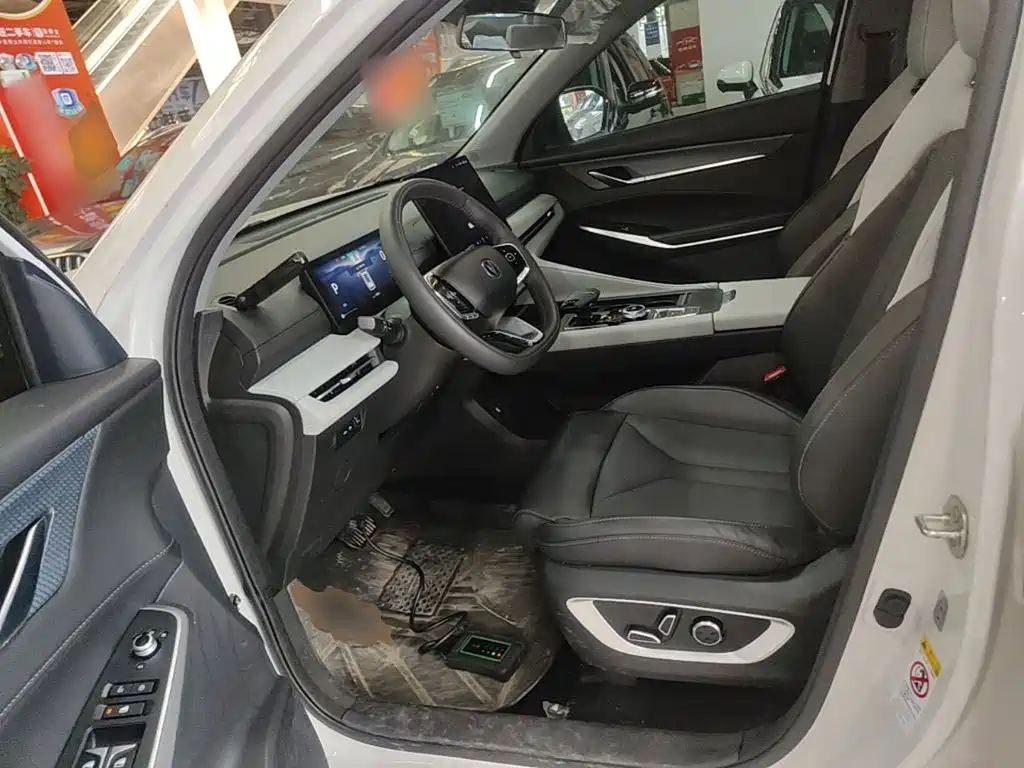 Changan CS75PLUS 2025 — фото 15