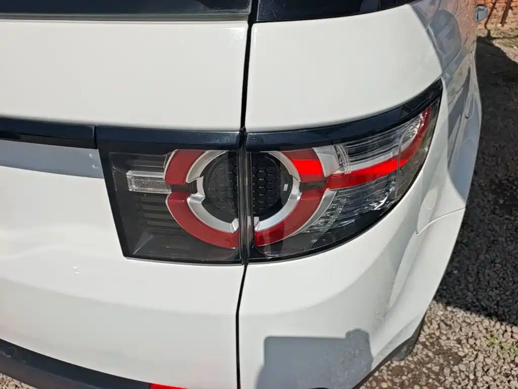 Land Rover Discovery Sport 2019 — фото 8