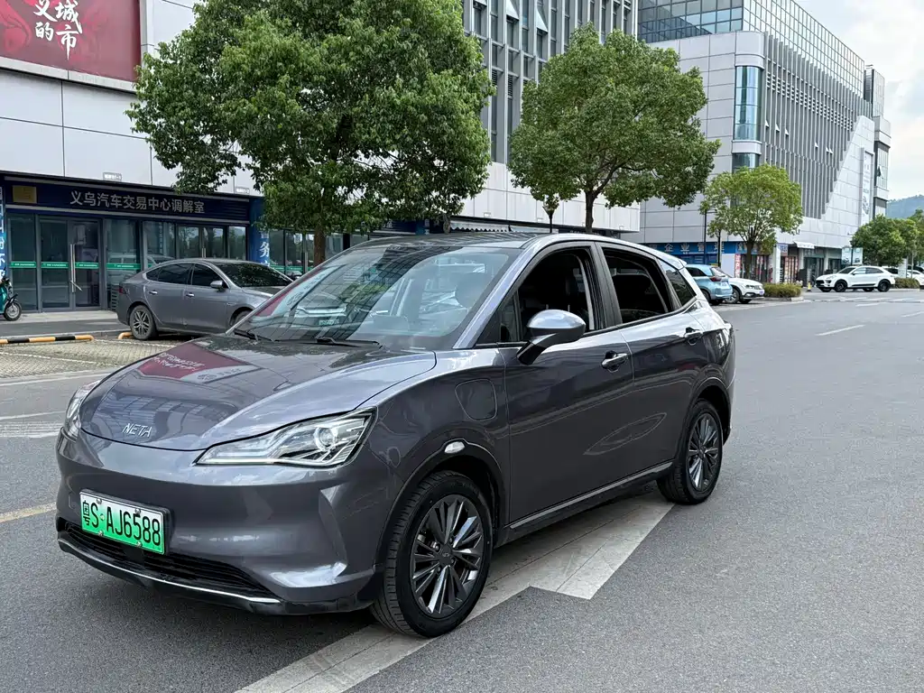 Neta V 2023