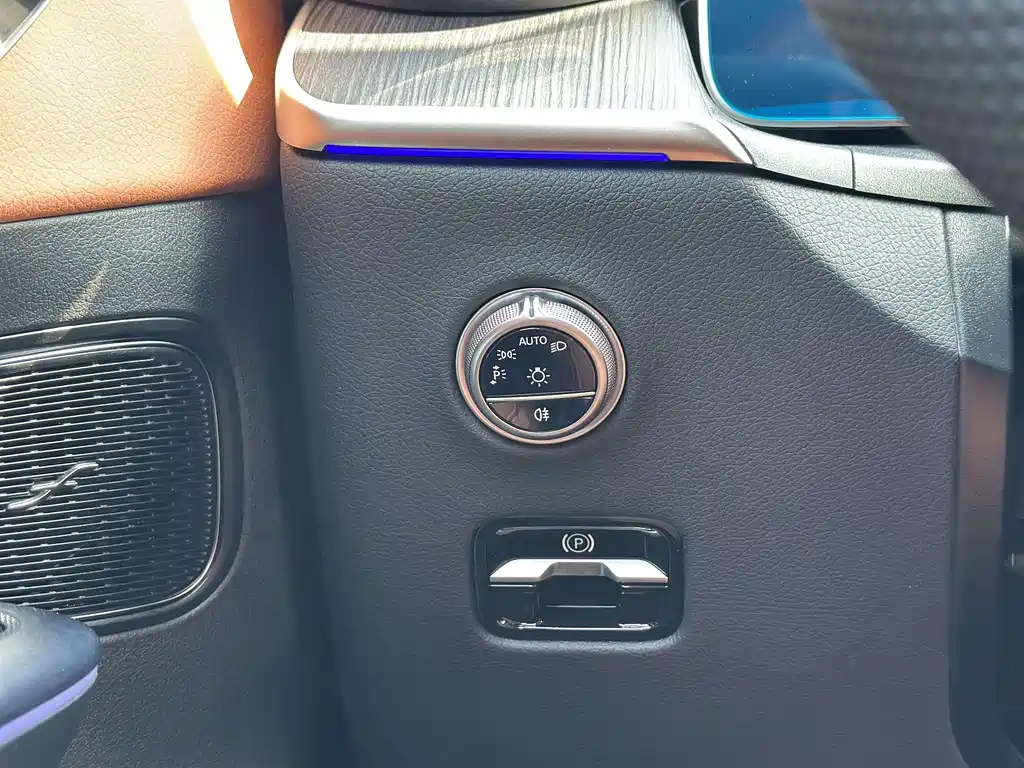 Mercedes-Benz GLC 2026 — фото 13