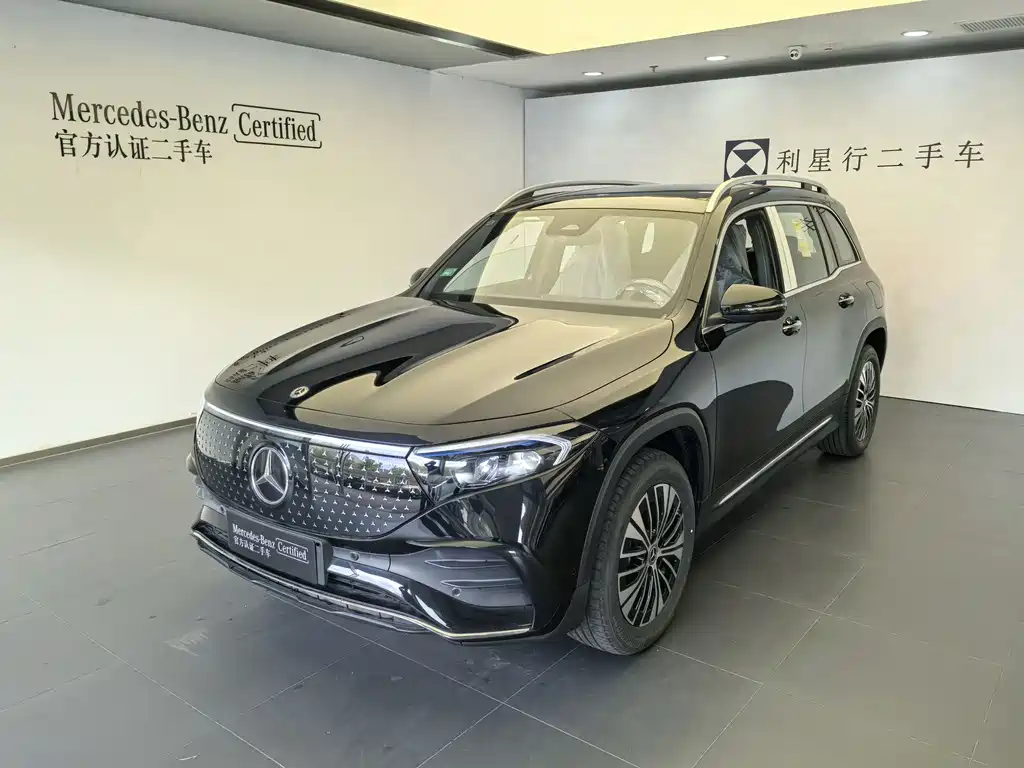 Mercedes-Benz EQB 2026