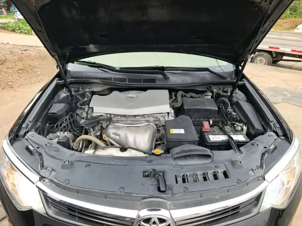 Toyota Camry 2016 — фото 20