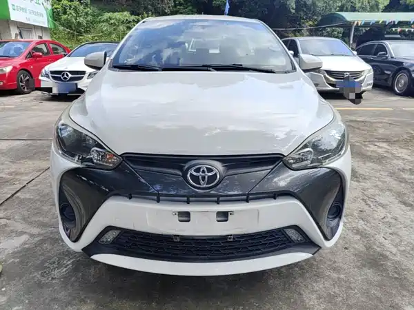 Toyota Yaris L 2019