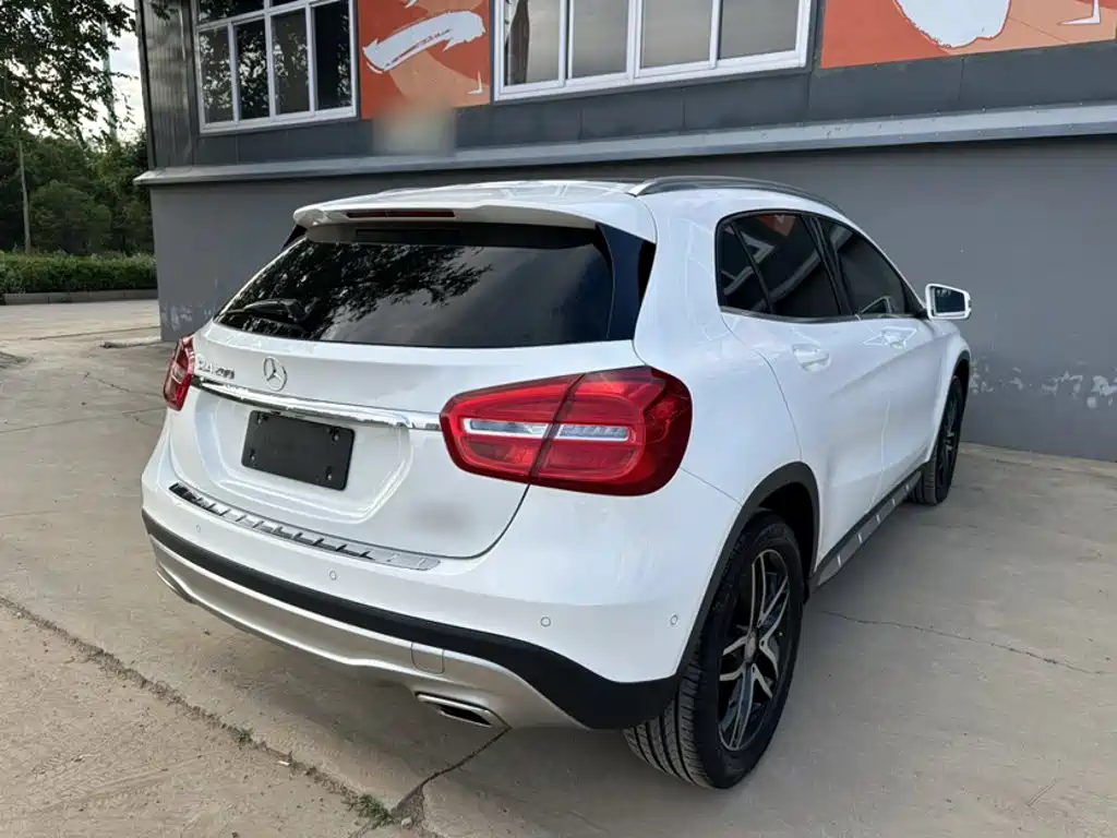 Mercedes-Benz GLA 2016 — фото 22
