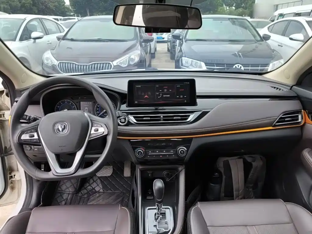 Changan Eado DT 2020 — фото 10