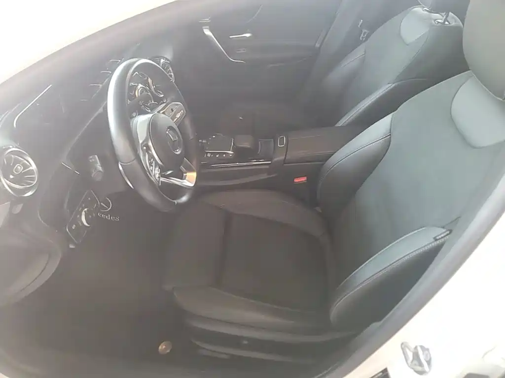 Mercedes-Benz A-Class 2021 — фото 15