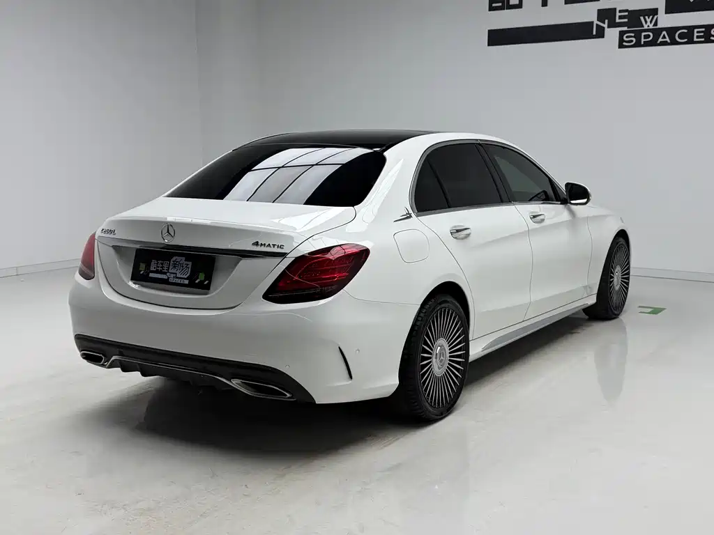 Mercedes-Benz C-Class 2019 — фото 4