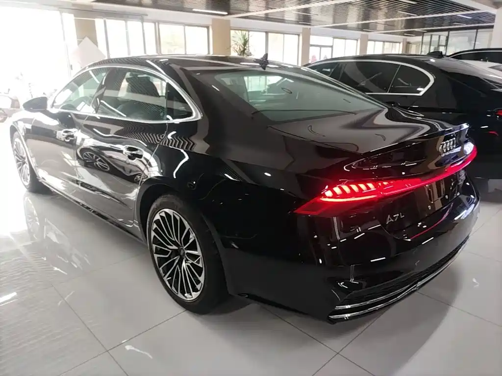 Audi A7L 2026 — фото 5