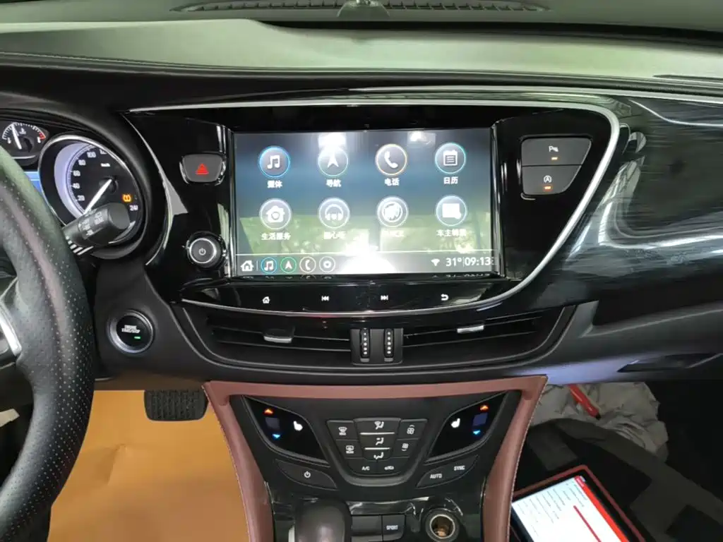 Buick Envision Plus 2020 — фото 13