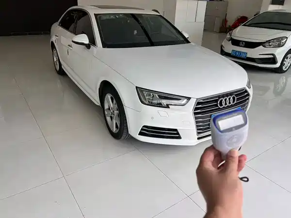 Audi A4L 2018