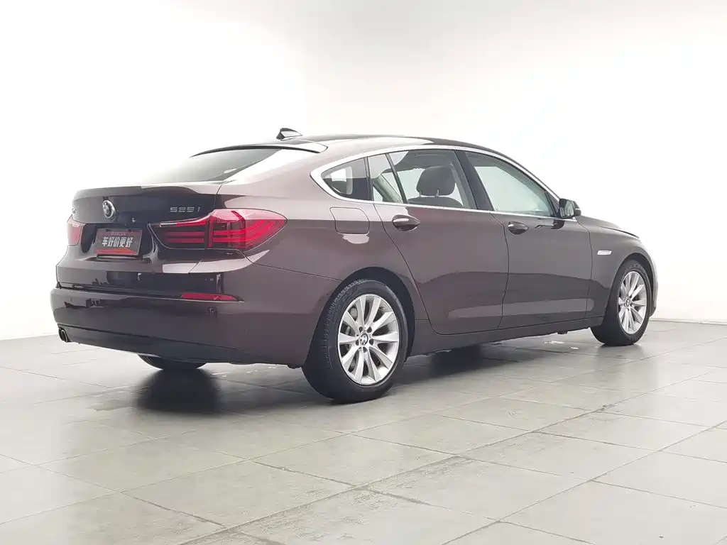 BMW 5 Series GT 2015 — фото 2