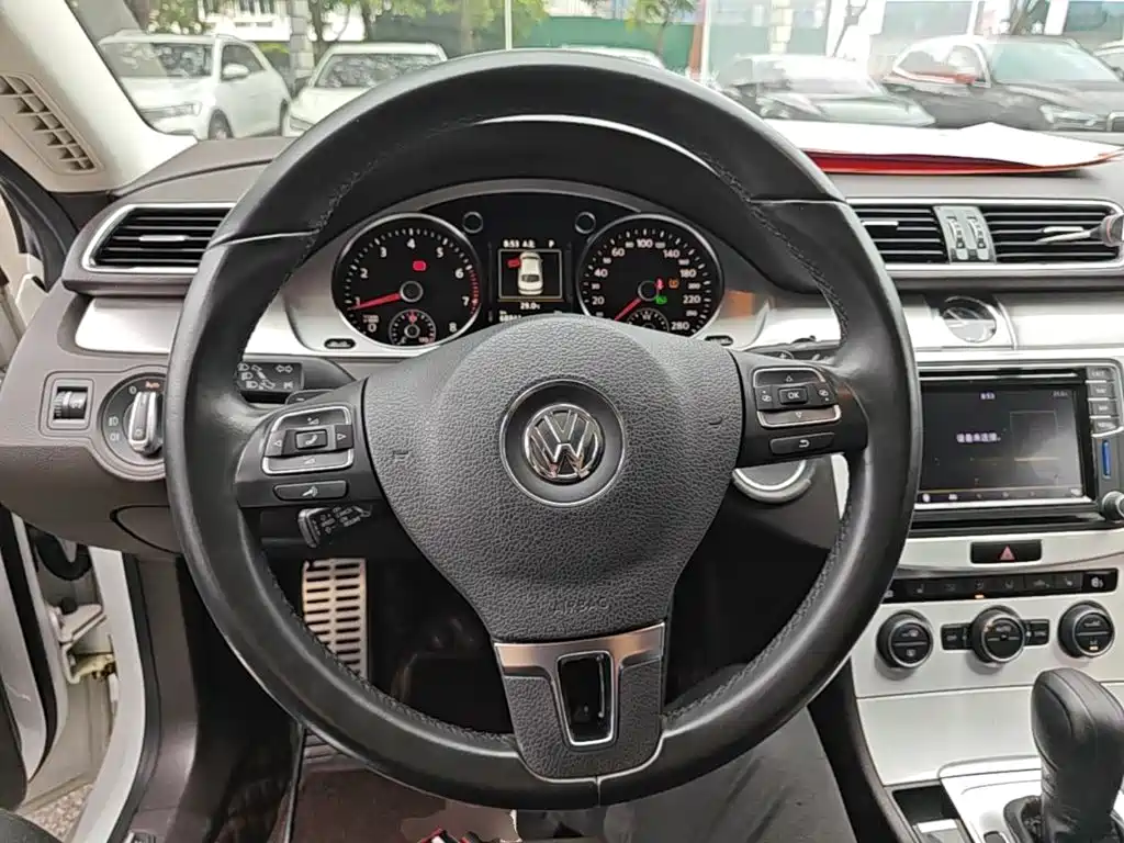 Volkswagen CC 2018 — фото 11