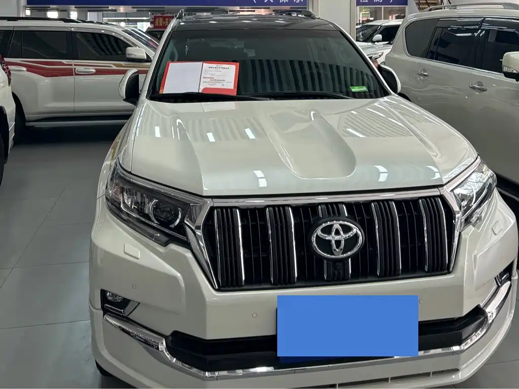 Toyota Prado 2019 — фото 2