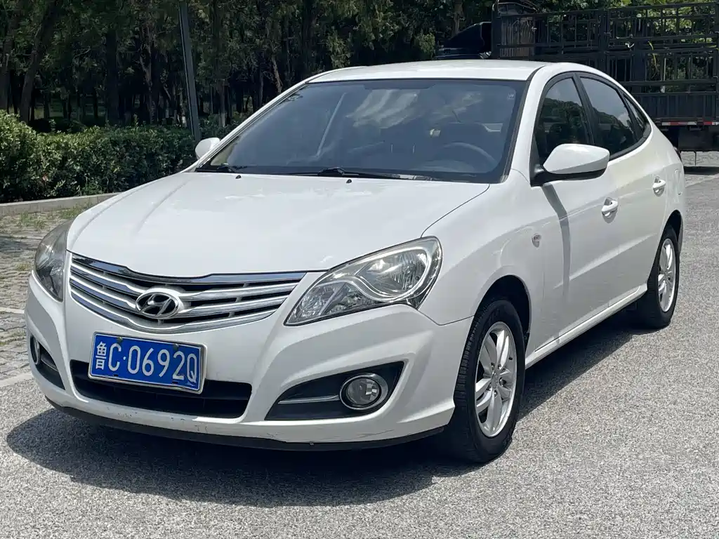 Hyundai Yuedong 2013
