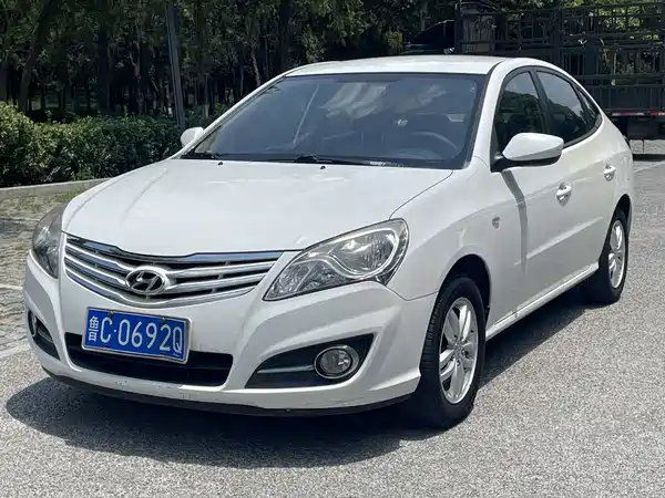 Hyundai Yuedong 2013