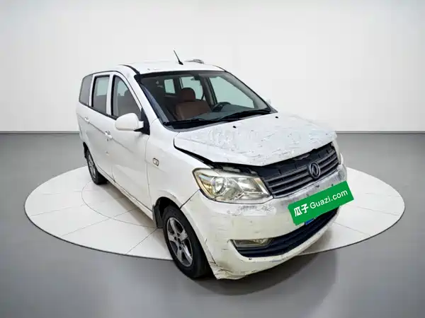 Dongfeng Scenery 330 2017