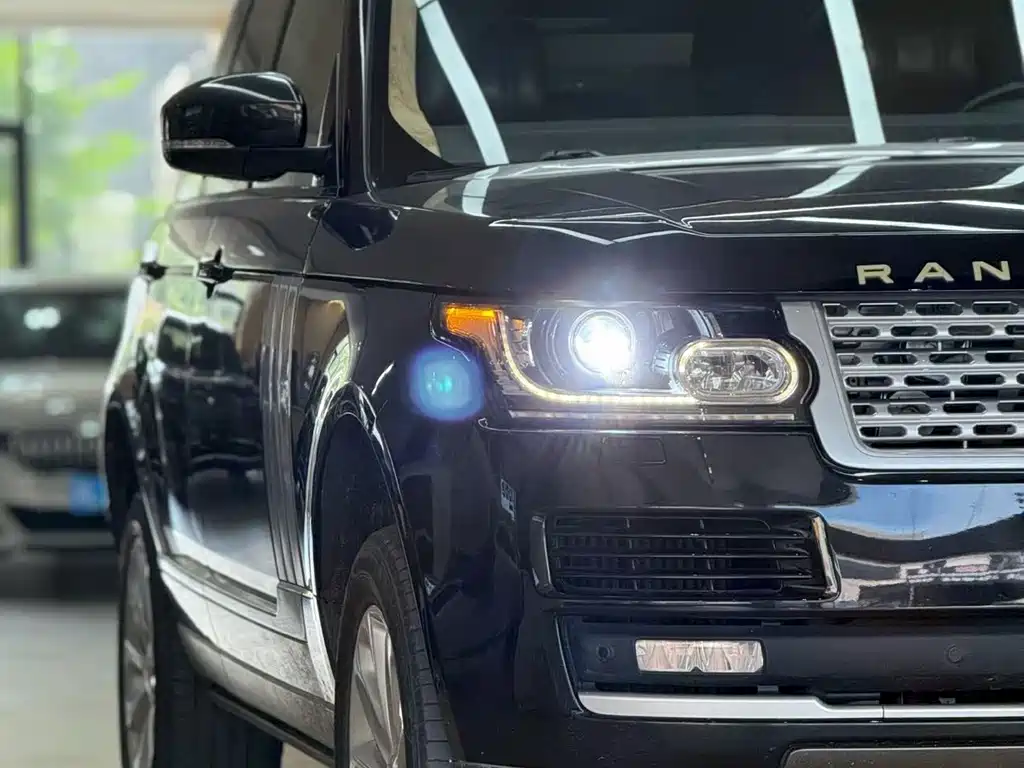 Land Rover Range Rover 2013 — фото 3