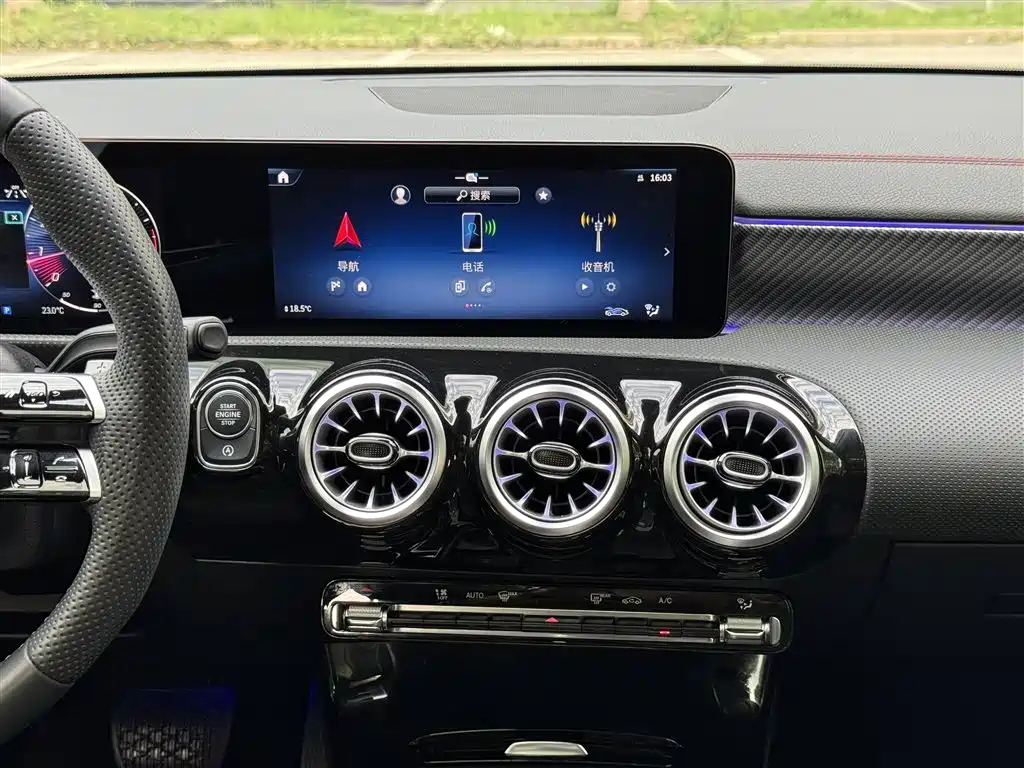 Mercedes-Benz A-Class 2023 — фото 20