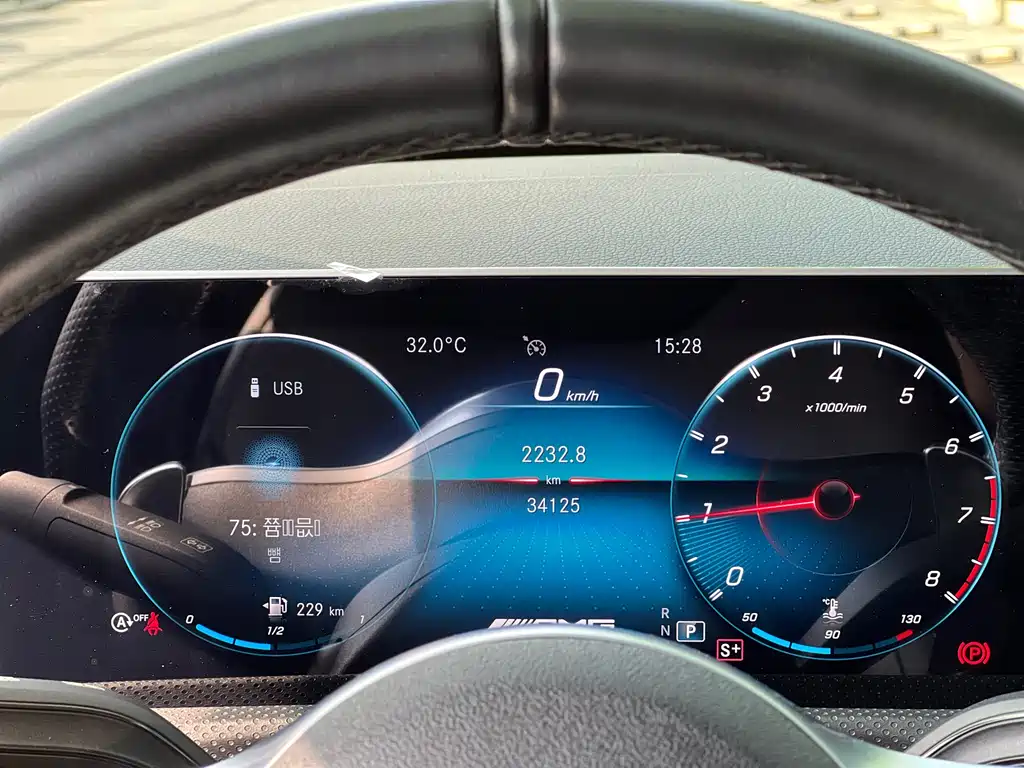 Mercedes-Benz A-Class AMG 2020 — фото 17