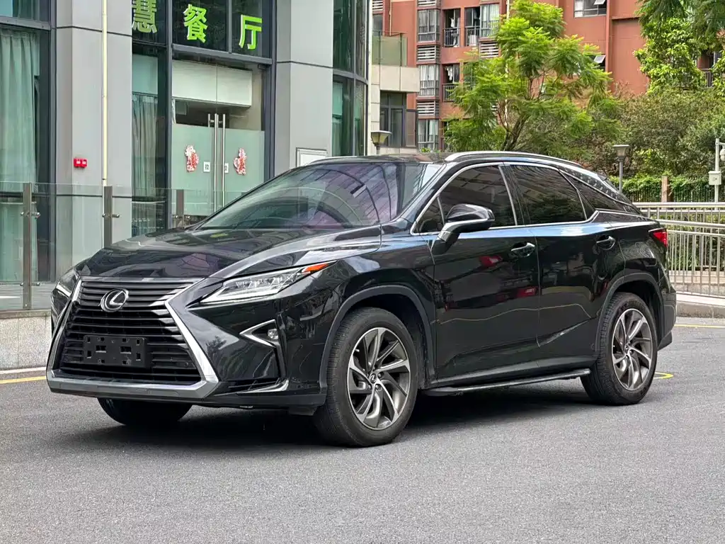 Lexus RX 2019 — фото 1