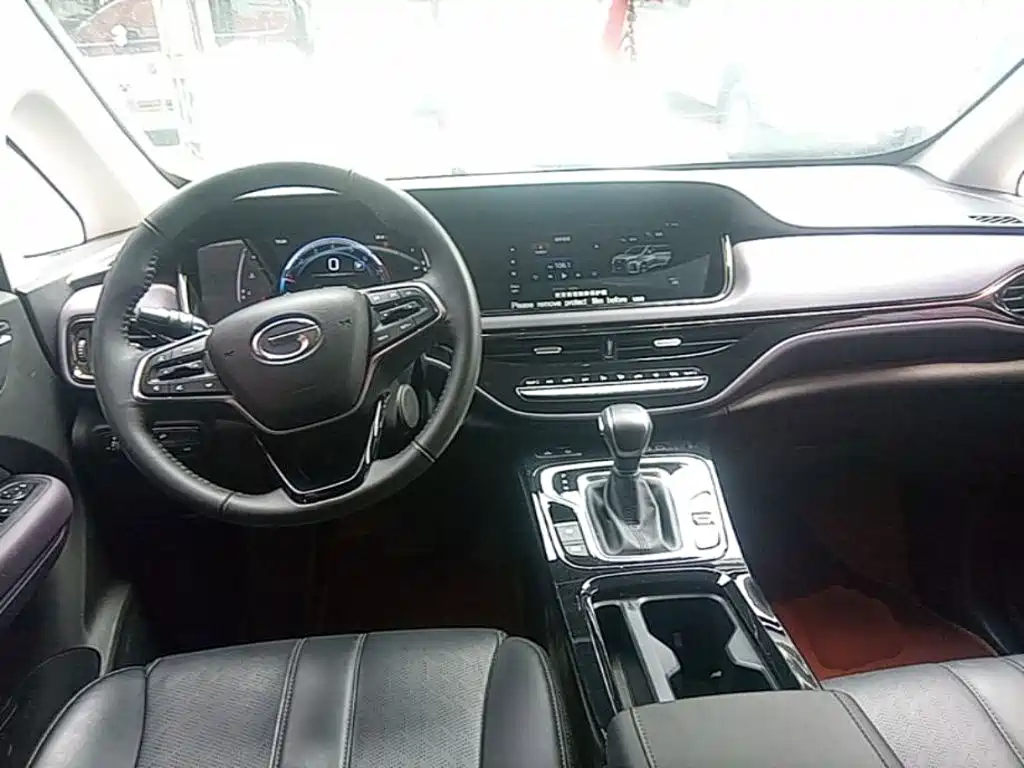 GAC Motor Trumpchi M6 2025 — фото 11
