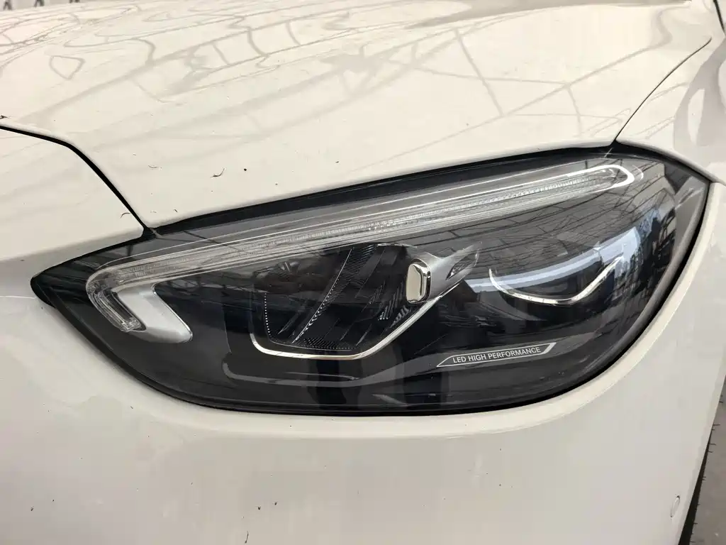 Mercedes-Benz C-Class 2023 — фото 12