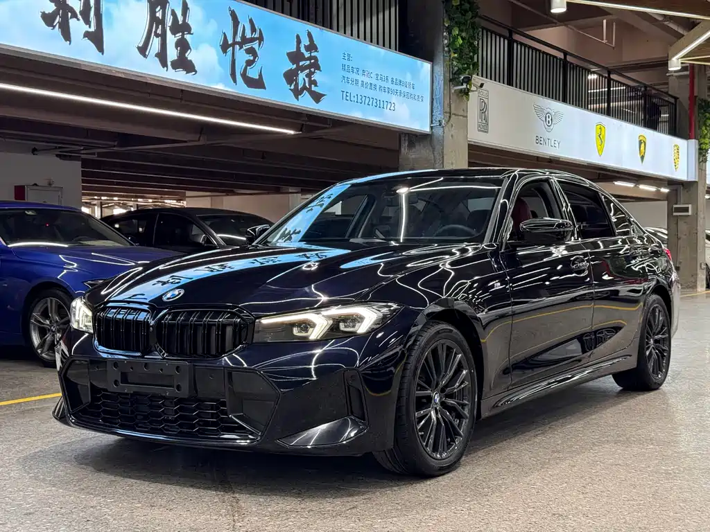BMW 3 Series 2023 — фото 1