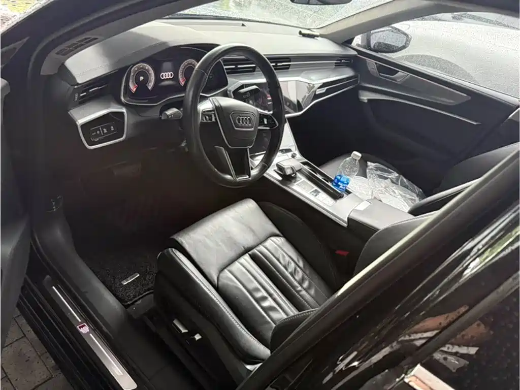 Audi A6L 2023