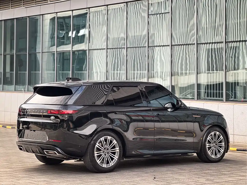 Land Rover Sport 2023 — фото 3