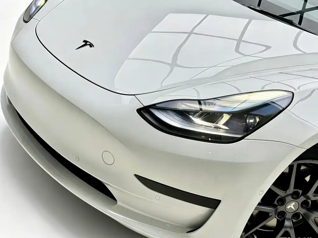 Tesla Model 3 2023 — фото 5
