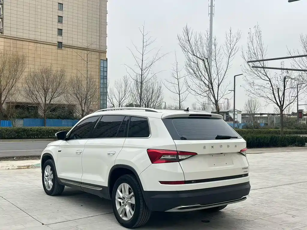 Skoda Kodiaq 2022 — фото 6