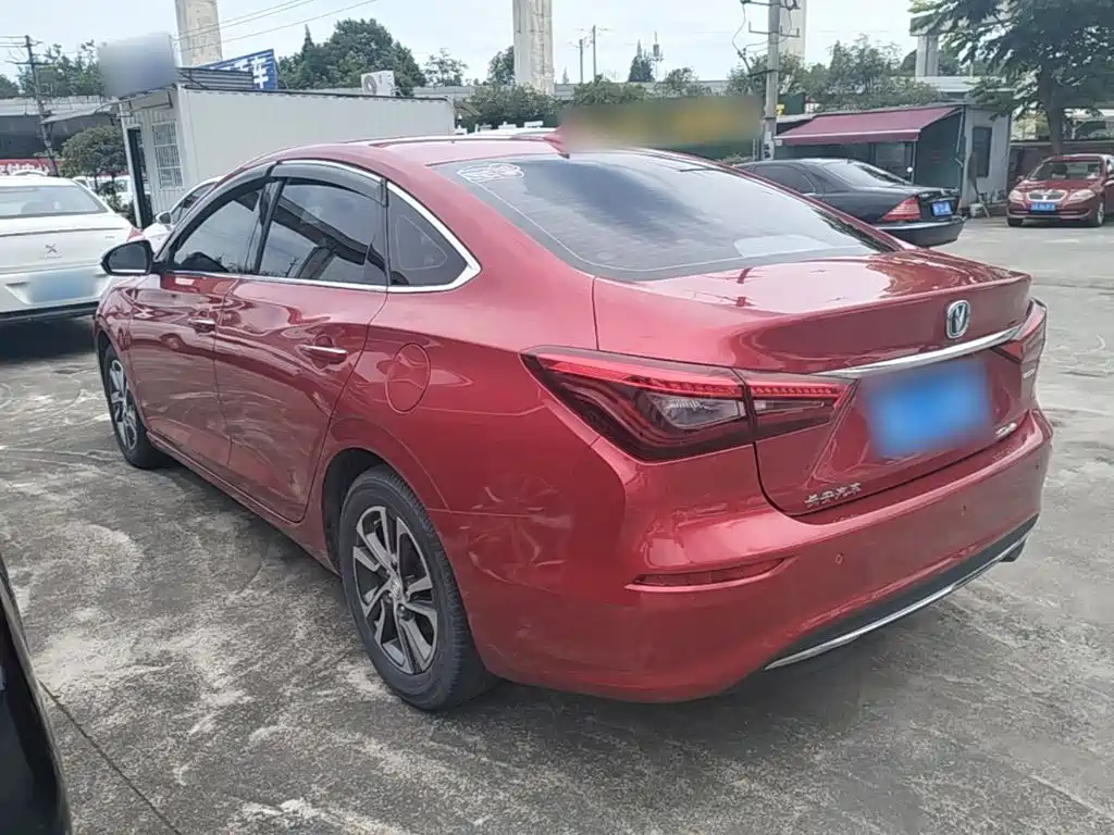 Changan Eado 2018 — фото 5