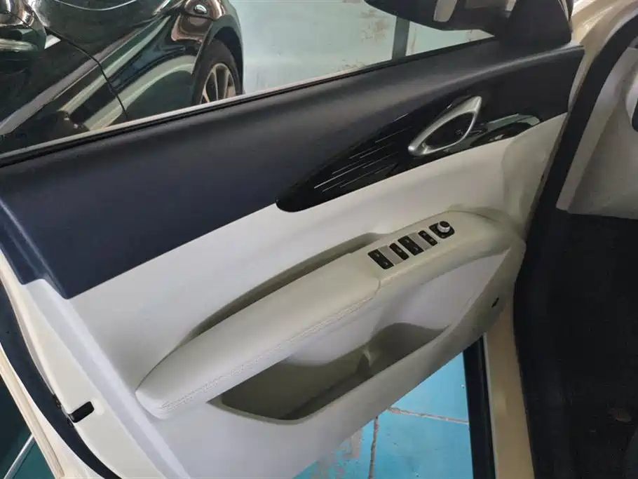 Geely Galaxy Starwish 2025