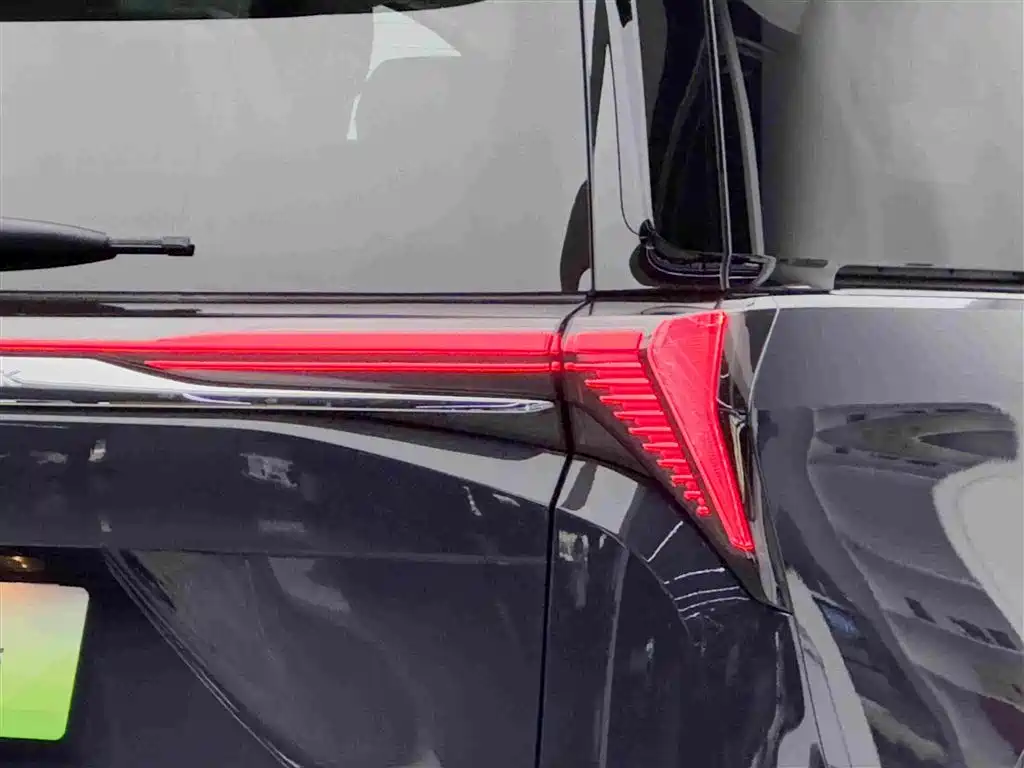 Buick GL8 Hybrid 2025 — фото 22
