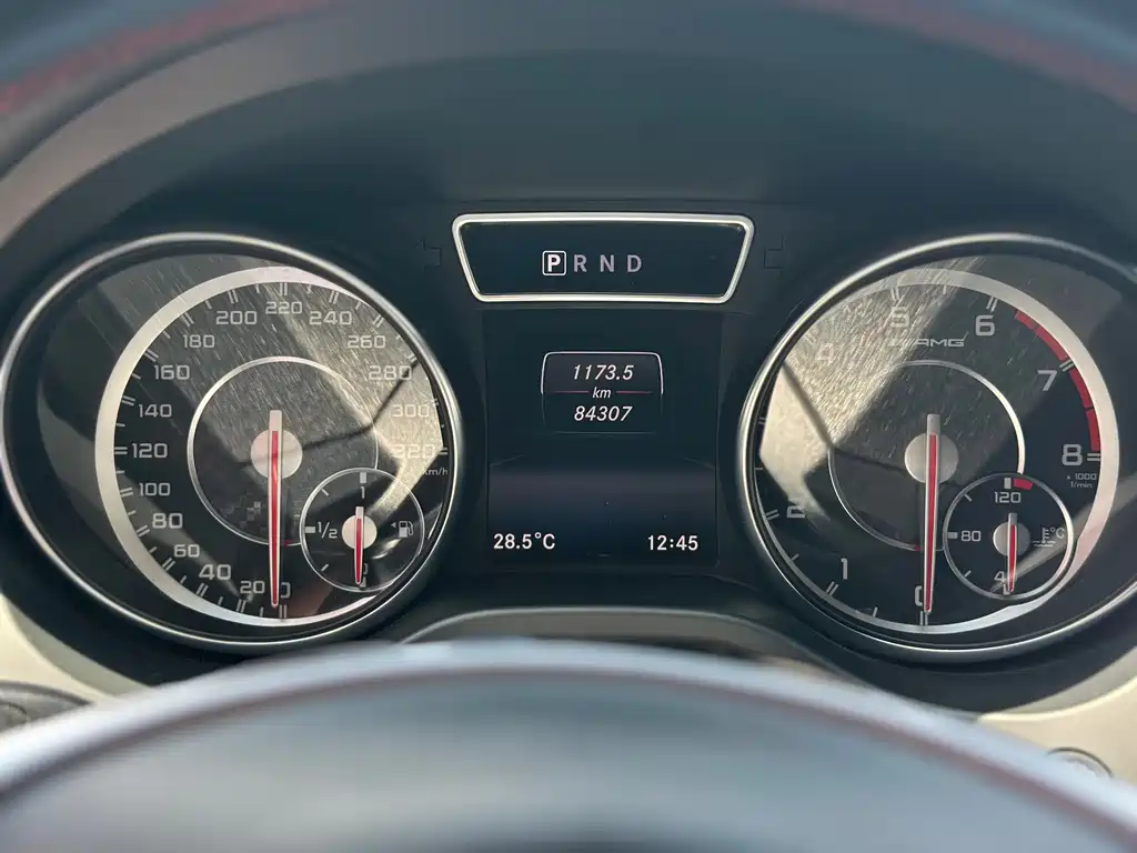 Mercedes-Benz CLA AMG 2015 — фото 22