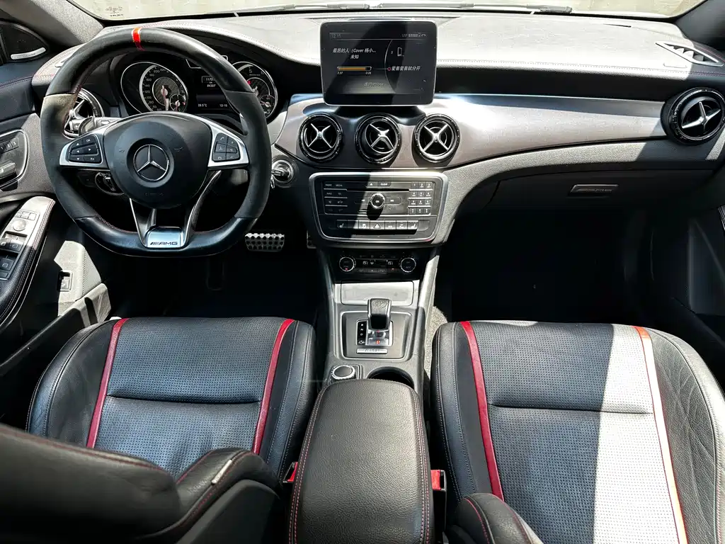 Mercedes-Benz CLA AMG 2015 — фото 17