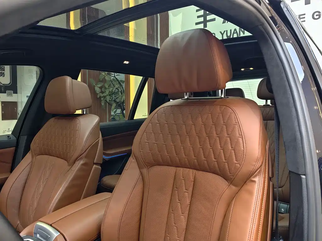 BMW X7 2023 — фото 17