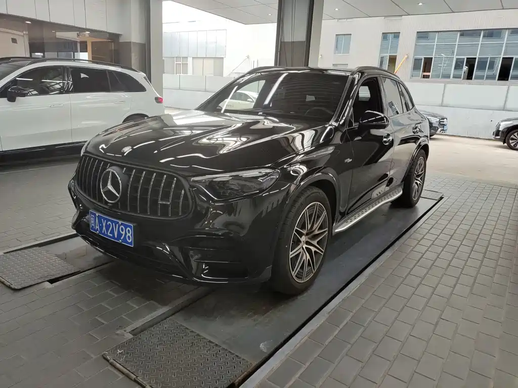 Mercedes-Benz GLC AMG 2025