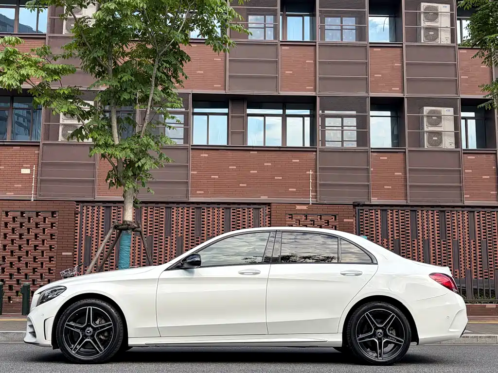 Mercedes-Benz C-Class 2020 — фото 5