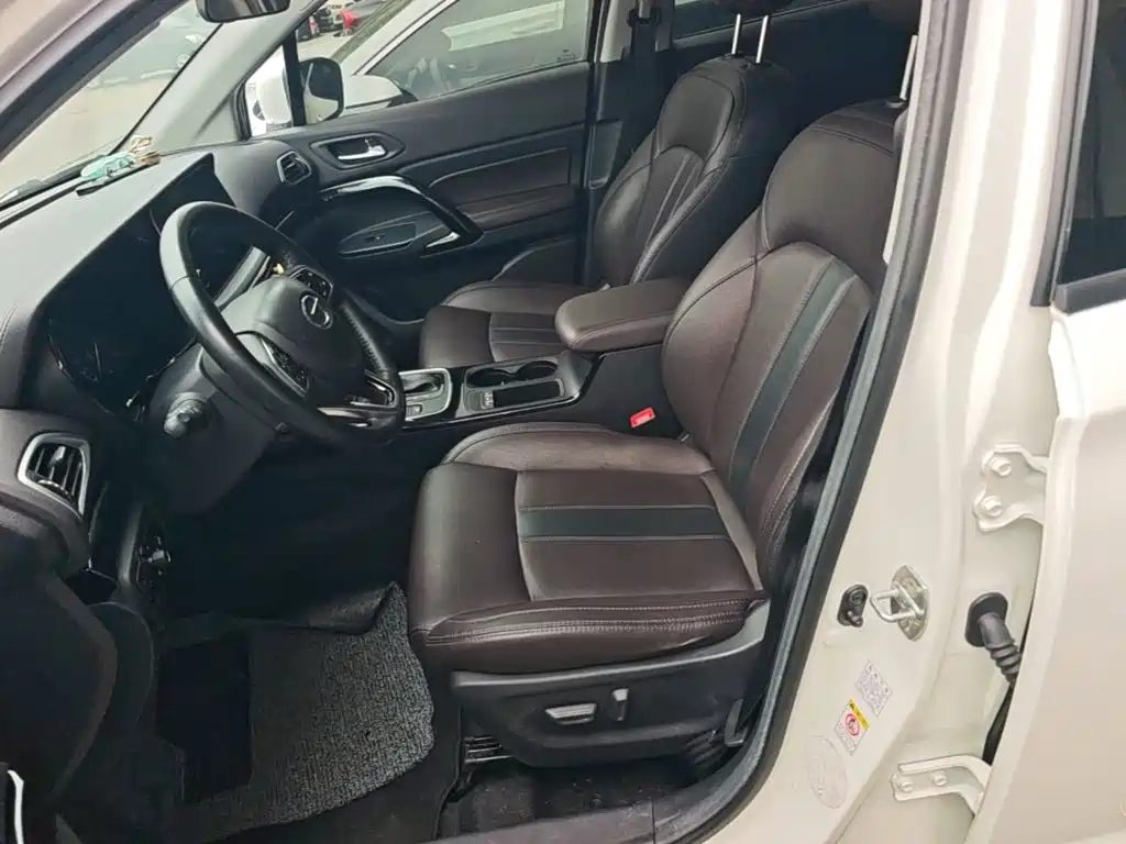 GAC Motor Trumpchi GS4 2019 — фото 15