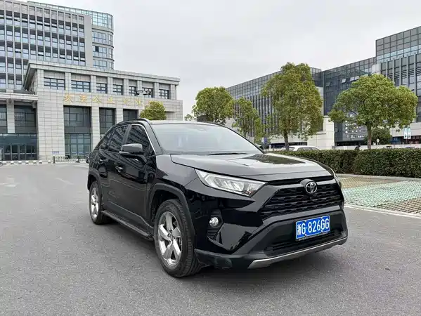 Toyota RAV4 2022