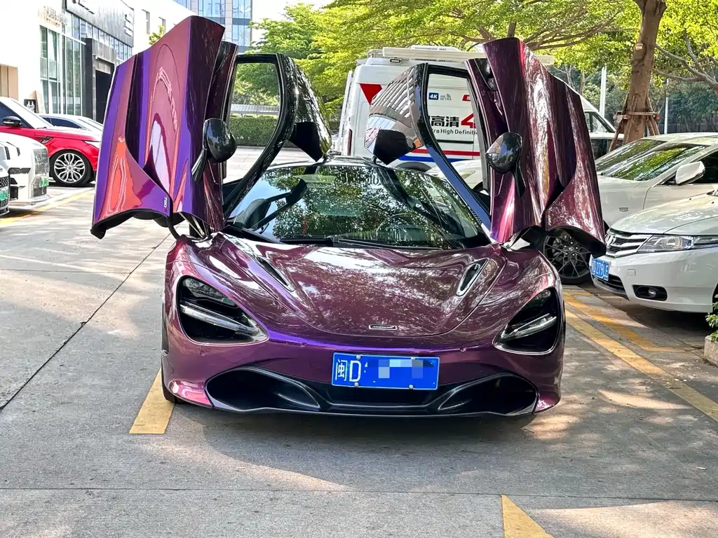 McLaren 720S 2019 — фото 2