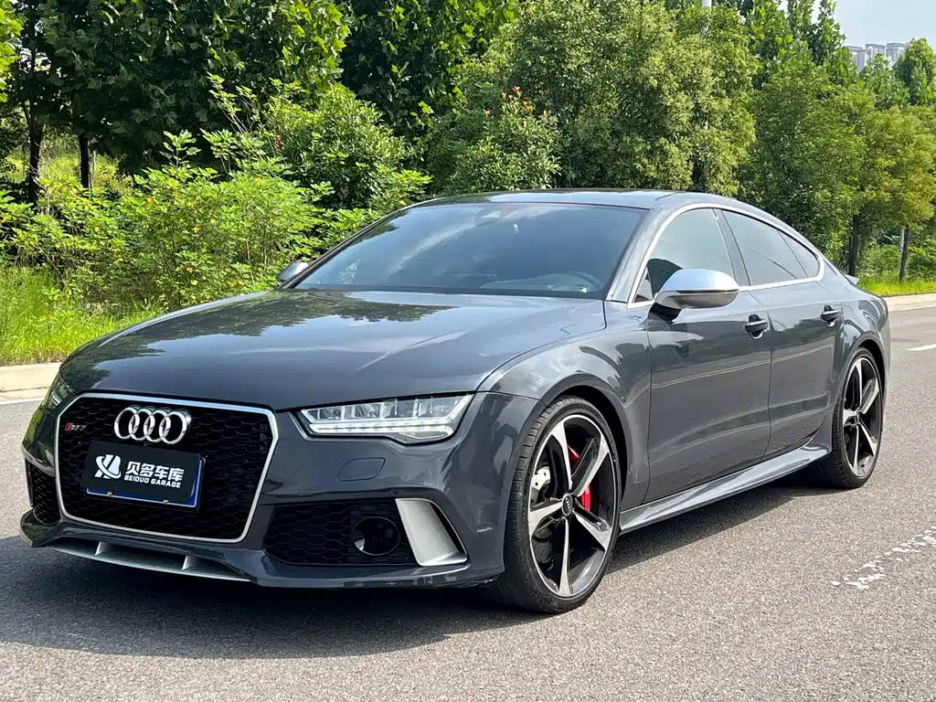 Audi RS 7 2020 — фото 1
